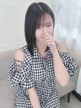 デリス新宿　桜庭めい