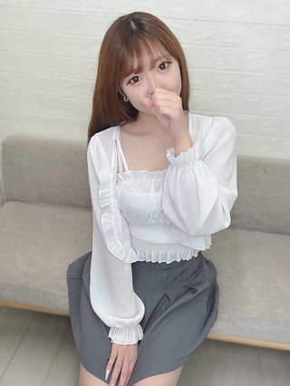 デリス新宿　篠崎ななみ