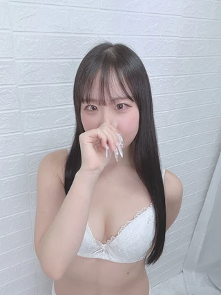エコノミーデリス横浜　宇佐美かの