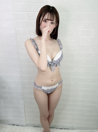 デリス上野　春川しおり