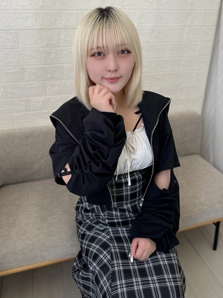 デリス新宿　柚木ゆのん